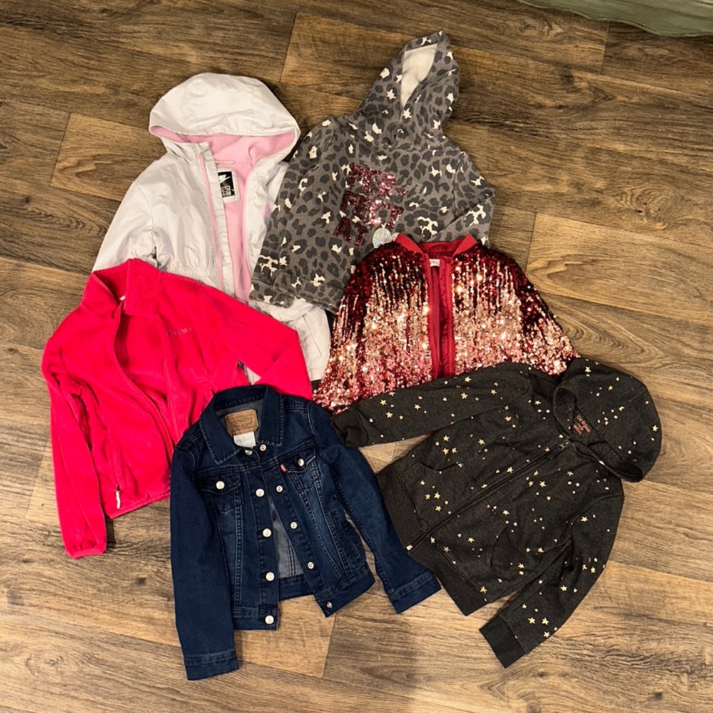 GIRLS JACKET BUNDLE SIZE 5/6